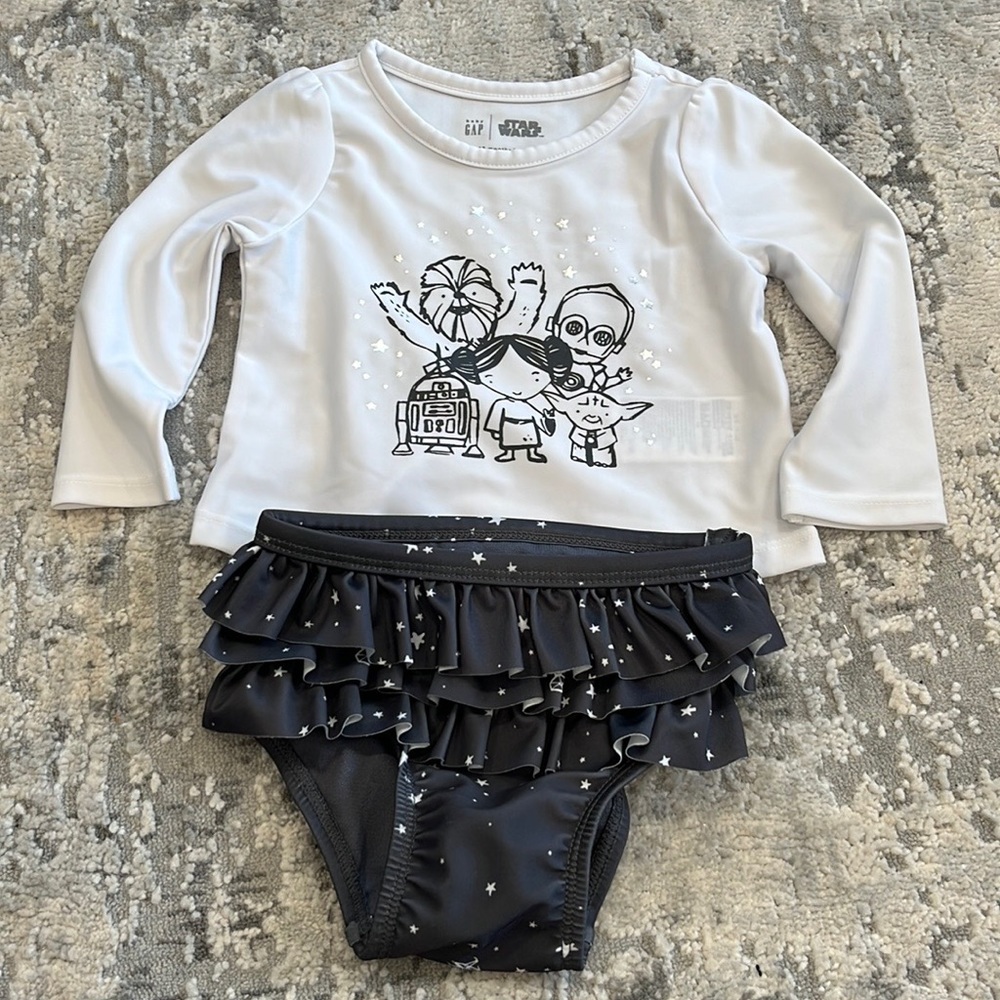 6-12 Baby Gap Two Piece Rash Guard